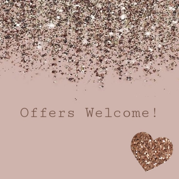 Meet your Posher, Megan - Picture 3 of 3